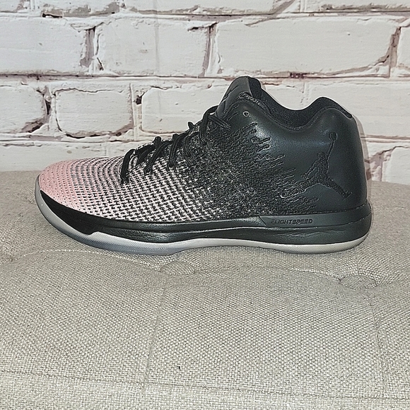 Nike Air Jordan XXXI 31 Low Oreo 897564 001 Size 8.5 - Picture 7 of 9
